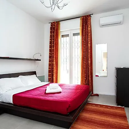 Housmart Bondi 61