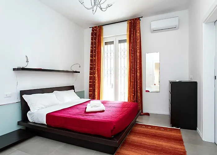 Housmart Bondi 61